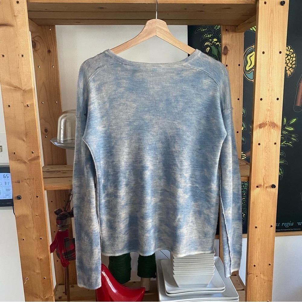 Paychi Guh Light Blue Multi Printed Cashmere Crewneck Sweater Medium - Picture 6 of 16
